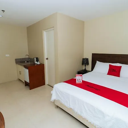 Hotel Reddoorz Near Osmena Highway 1